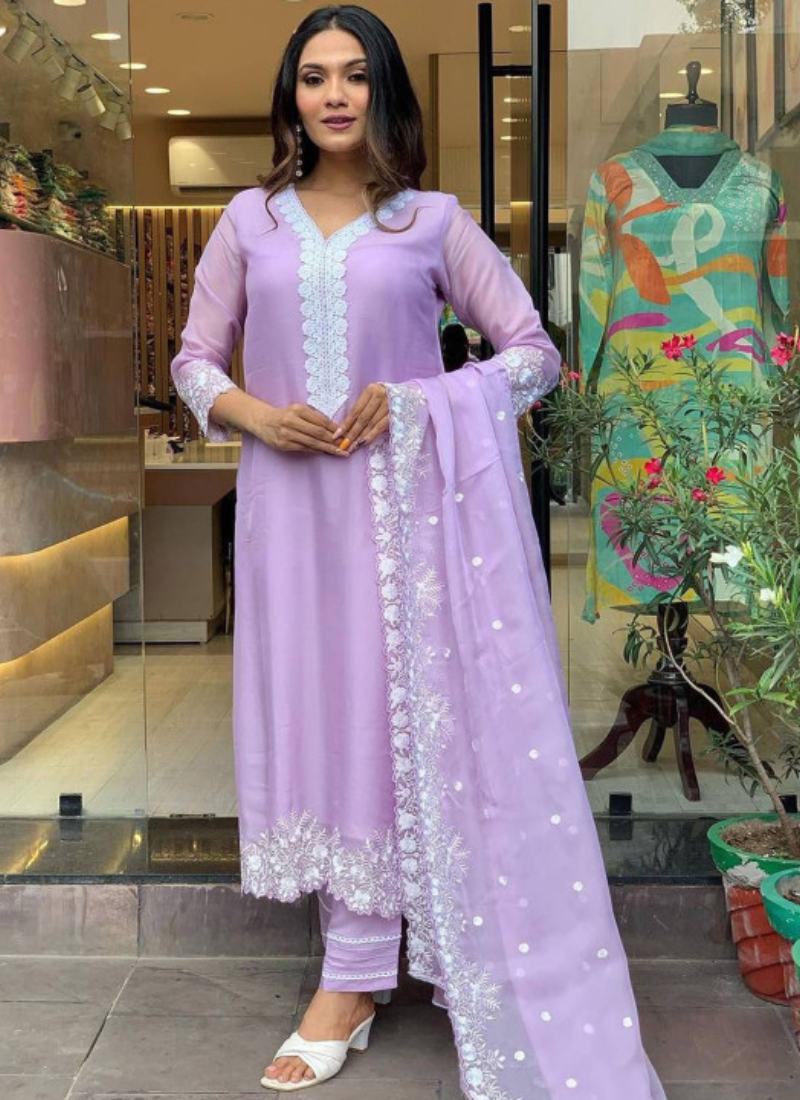 Floral Embroidered Lavender Georgette Kurti Bottom With Dupatta Set
