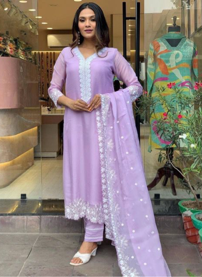 Floral Embroidered Lavender Georgette Kurti Bottom With Dupatta Set