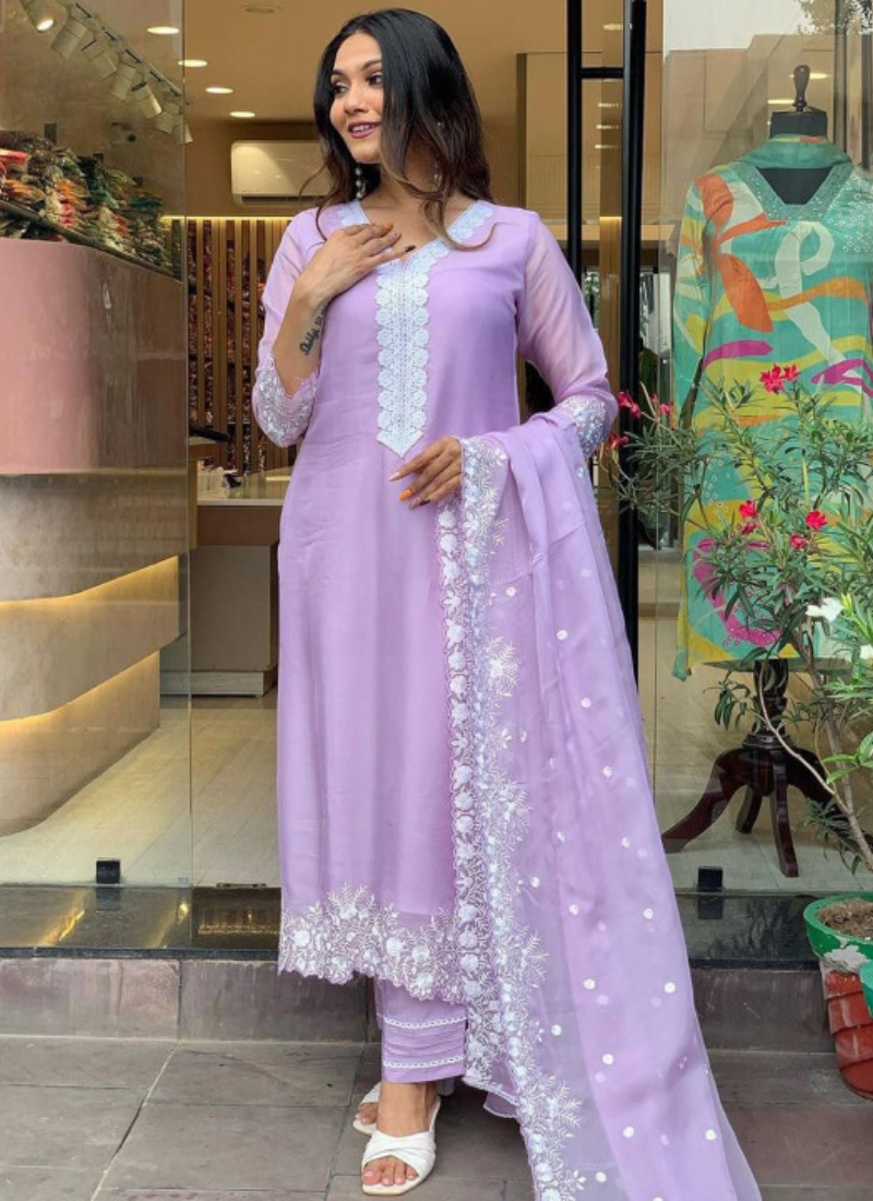 Floral Embroidered Lavender Georgette Kurti Bottom With Dupatta Set