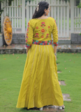 Parrot Green Gamthi Work Silk Lehenga Choli And Koti For Navratri