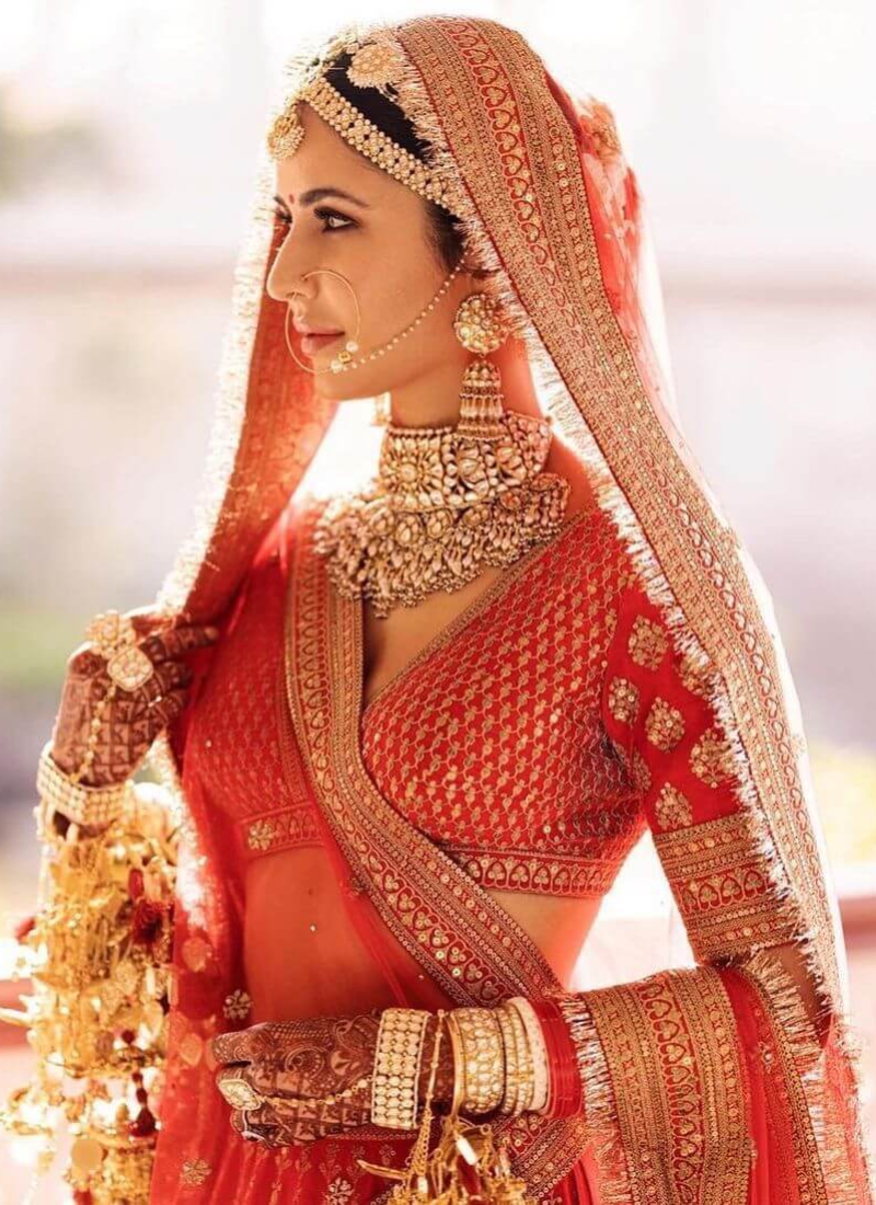 Wedding Lehengas: Buy Latest Indian Designer Wedding Lehengas Online -  Utsav Fashion